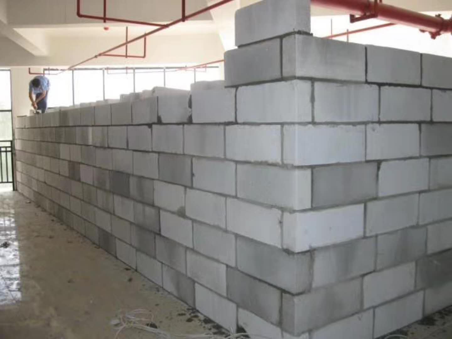 八道江蒸压加气混凝土砌块承重墙静力和抗震性能的研究